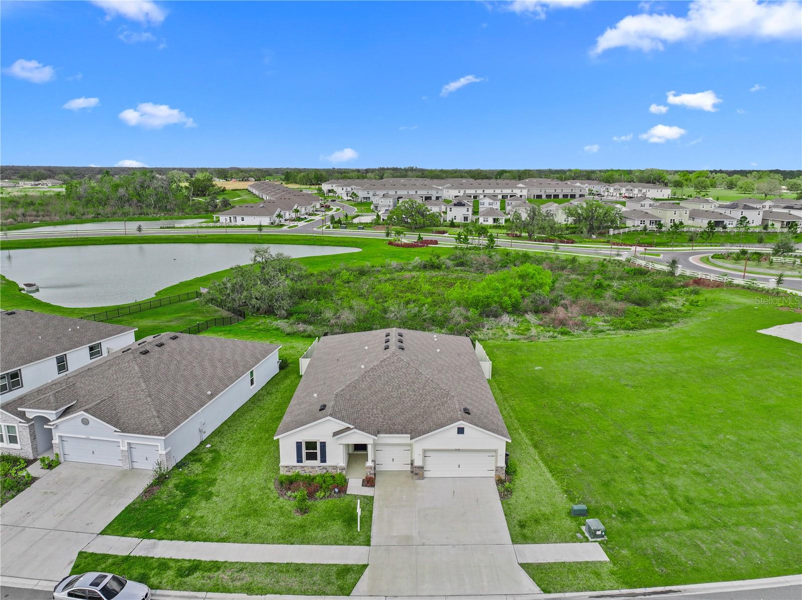 Listing photo id 46 for 3528 Golden Wheat Lane