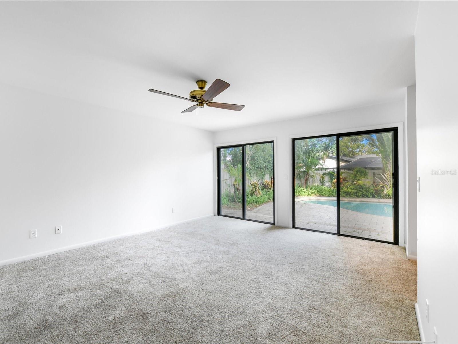 Image 41 of 70 For 13304 Meadowwood Court
