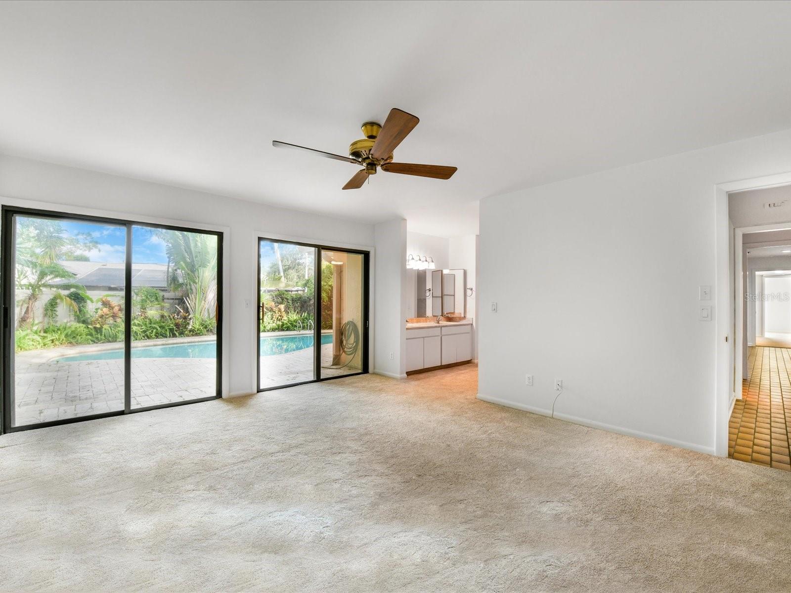 Image 42 of 70 For 13304 Meadowwood Court