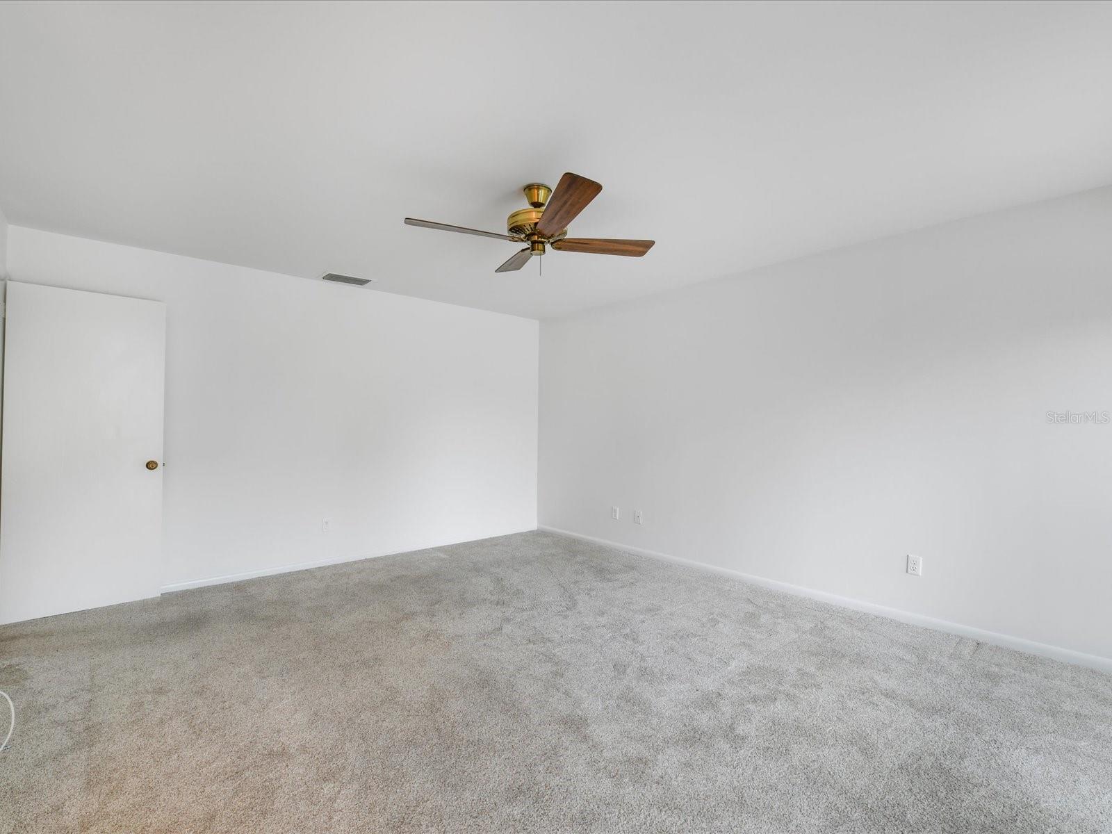 Image 44 of 70 For 13304 Meadowwood Court