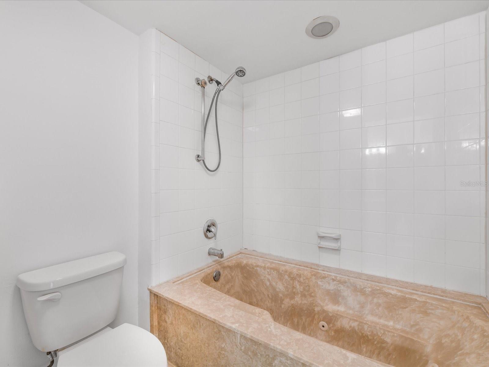 Image 46 of 70 For 13304 Meadowwood Court