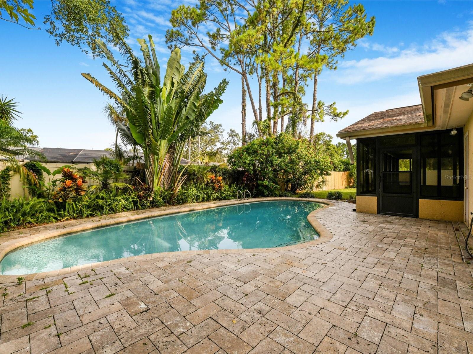 Image 49 of 70 For 13304 Meadowwood Court