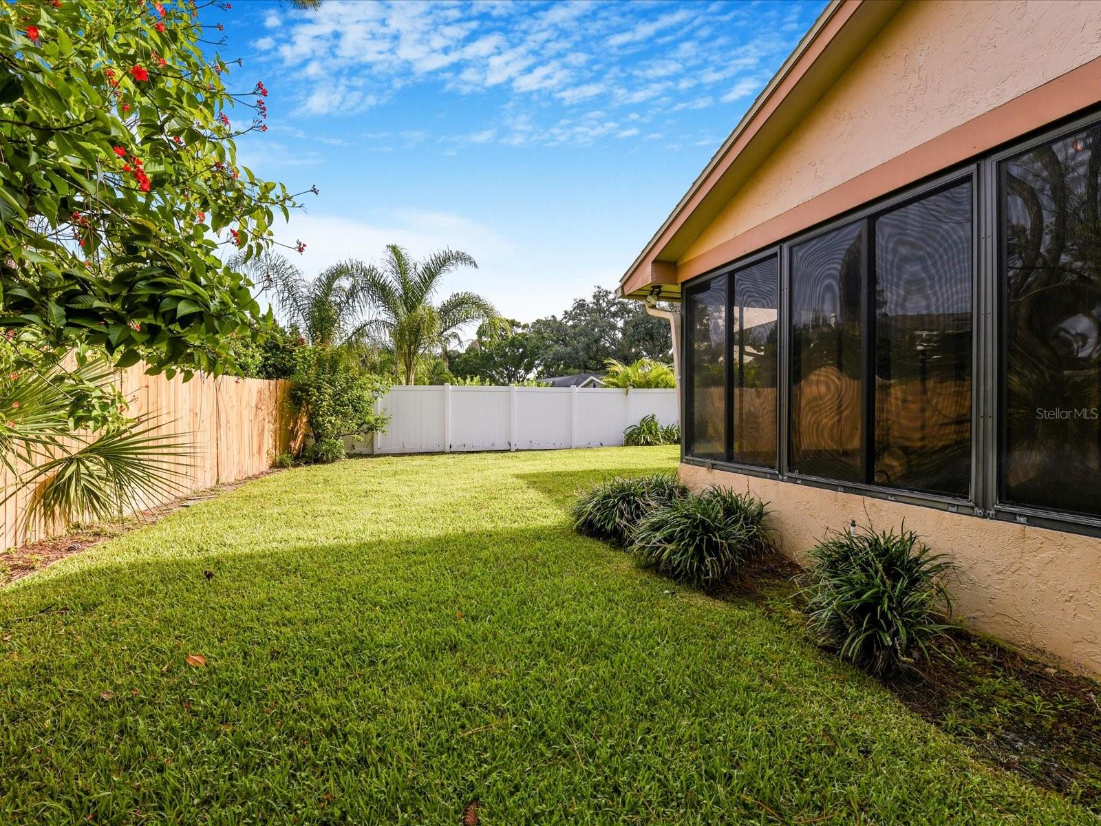 Image 53 of 70 For 13304 Meadowwood Court