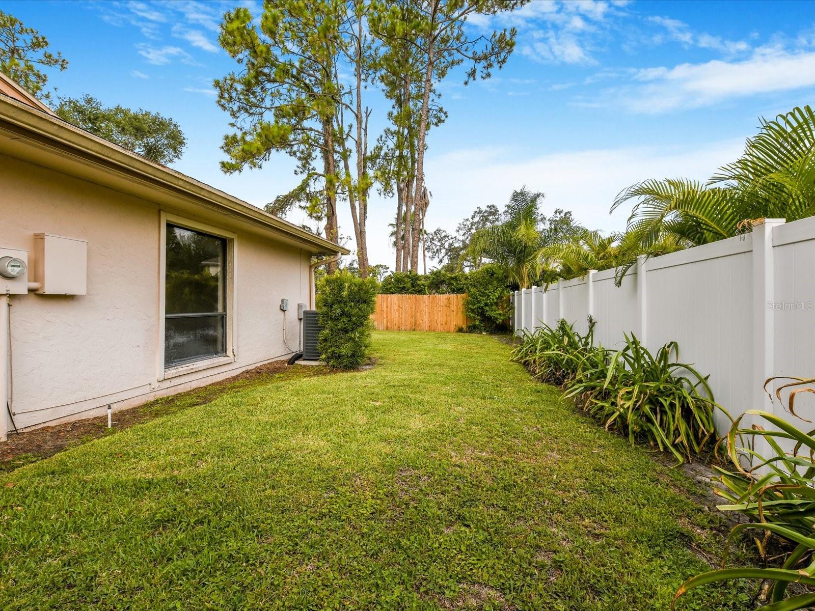 Image 56 of 70 For 13304 Meadowwood Court