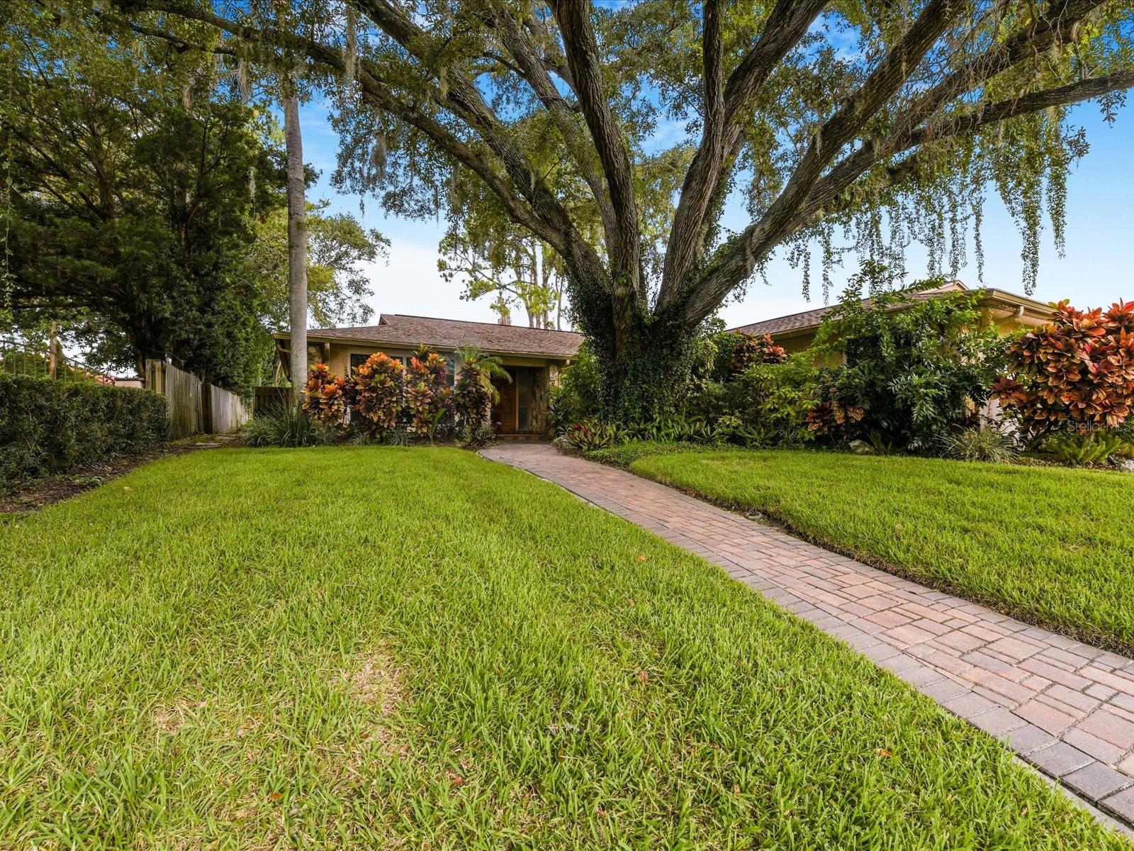 Image 60 of 70 For 13304 Meadowwood Court