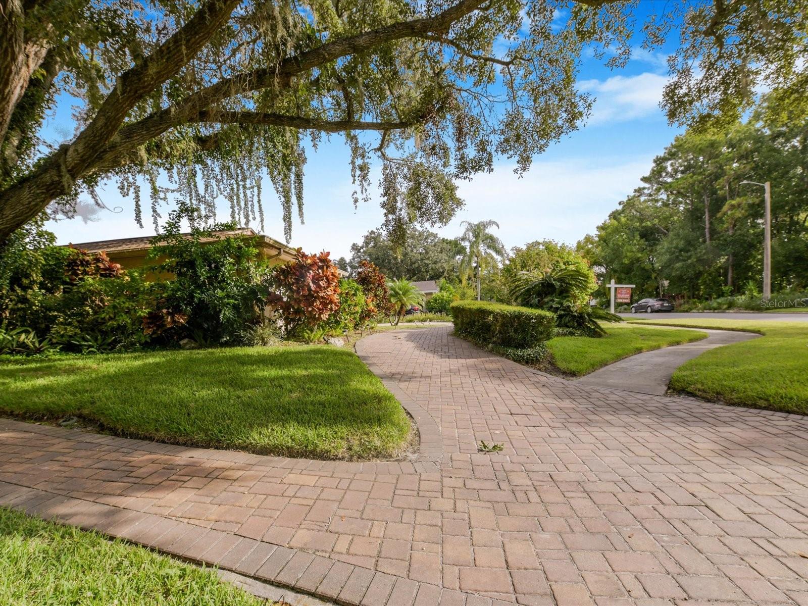 Image 61 of 70 For 13304 Meadowwood Court
