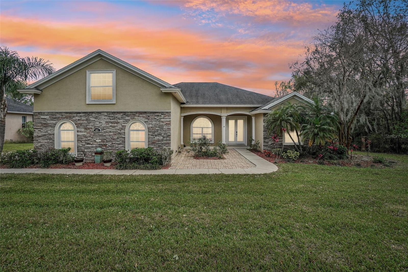 Details for 6327 Ashley Drive, LAKELAND, FL 33813