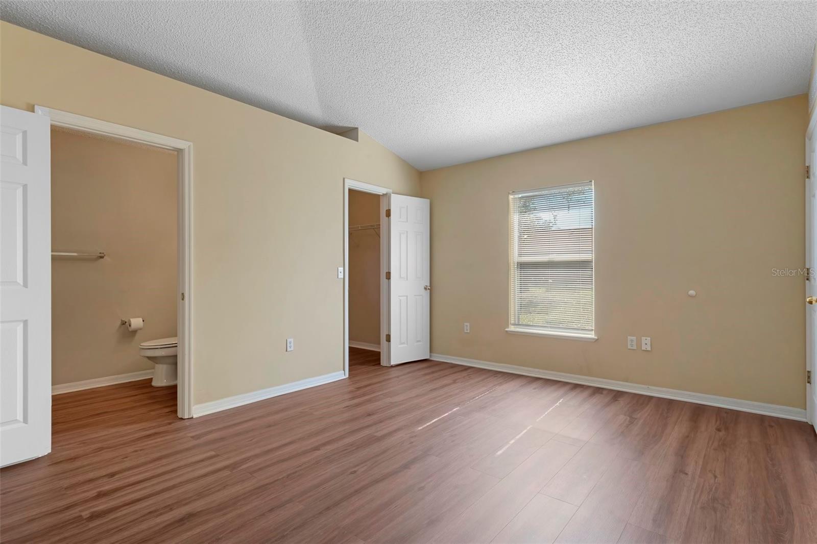 Image 18 of 38 For 2156 Deltona Boulevard