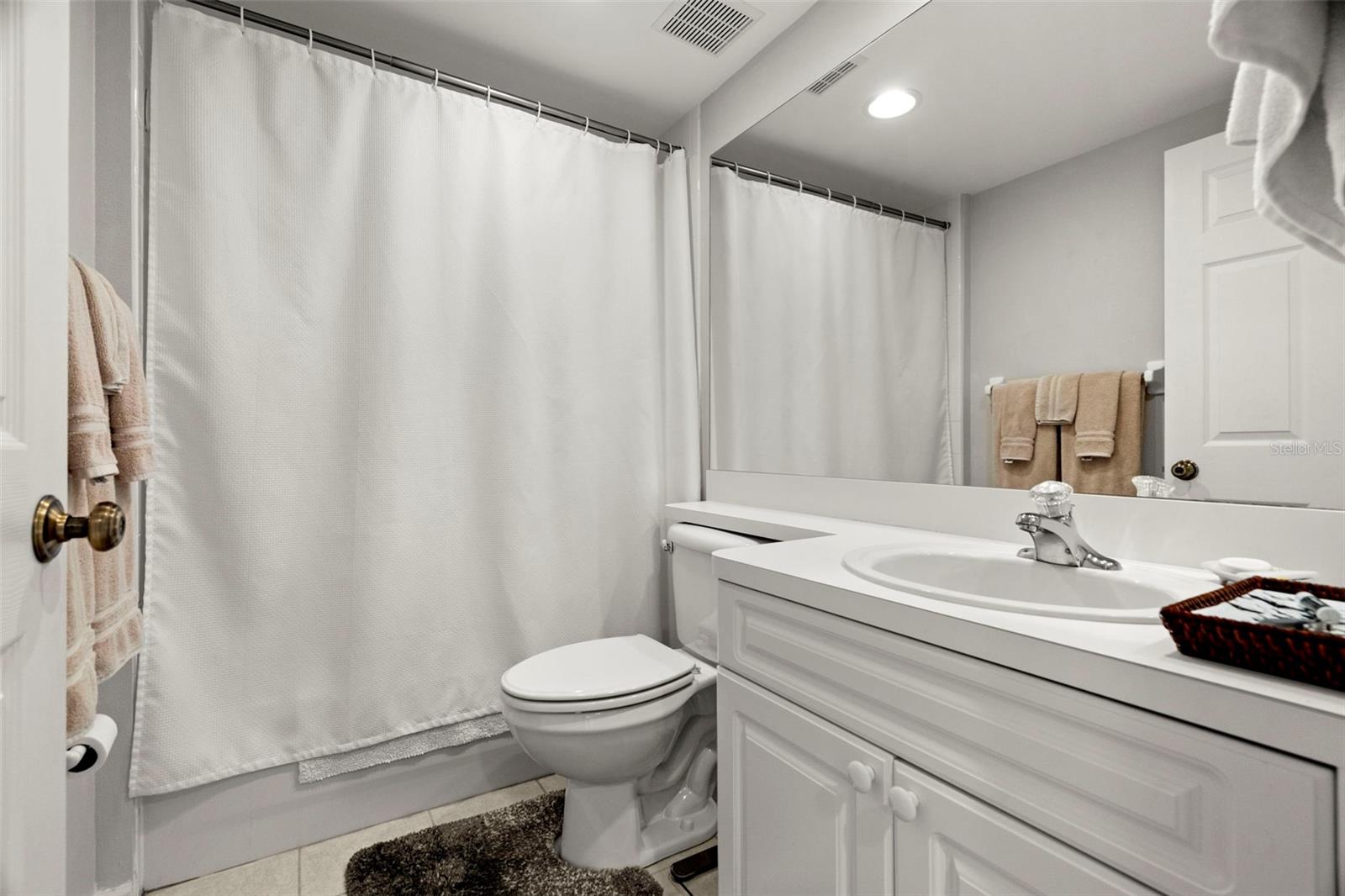 Image 18 of 29 For 1200 Country Club Drive 3303