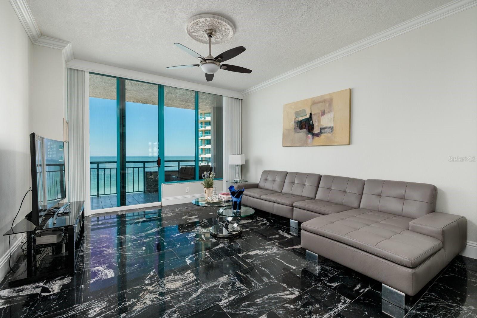 Image 11 of 71 For 1560 Gulf Boulevard 1104