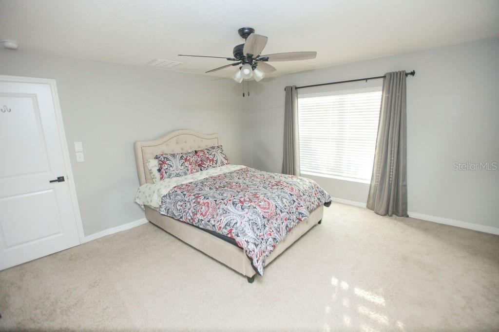 Listing photo id 14 for 7771 Davie Ray Drive