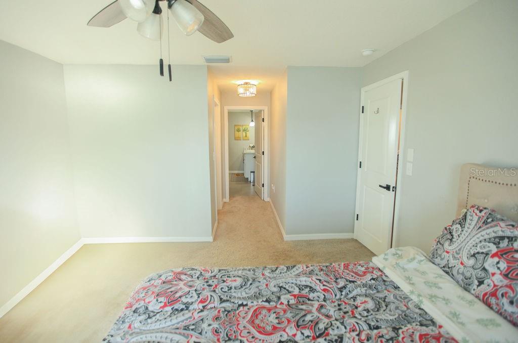 Listing photo id 15 for 7771 Davie Ray Drive
