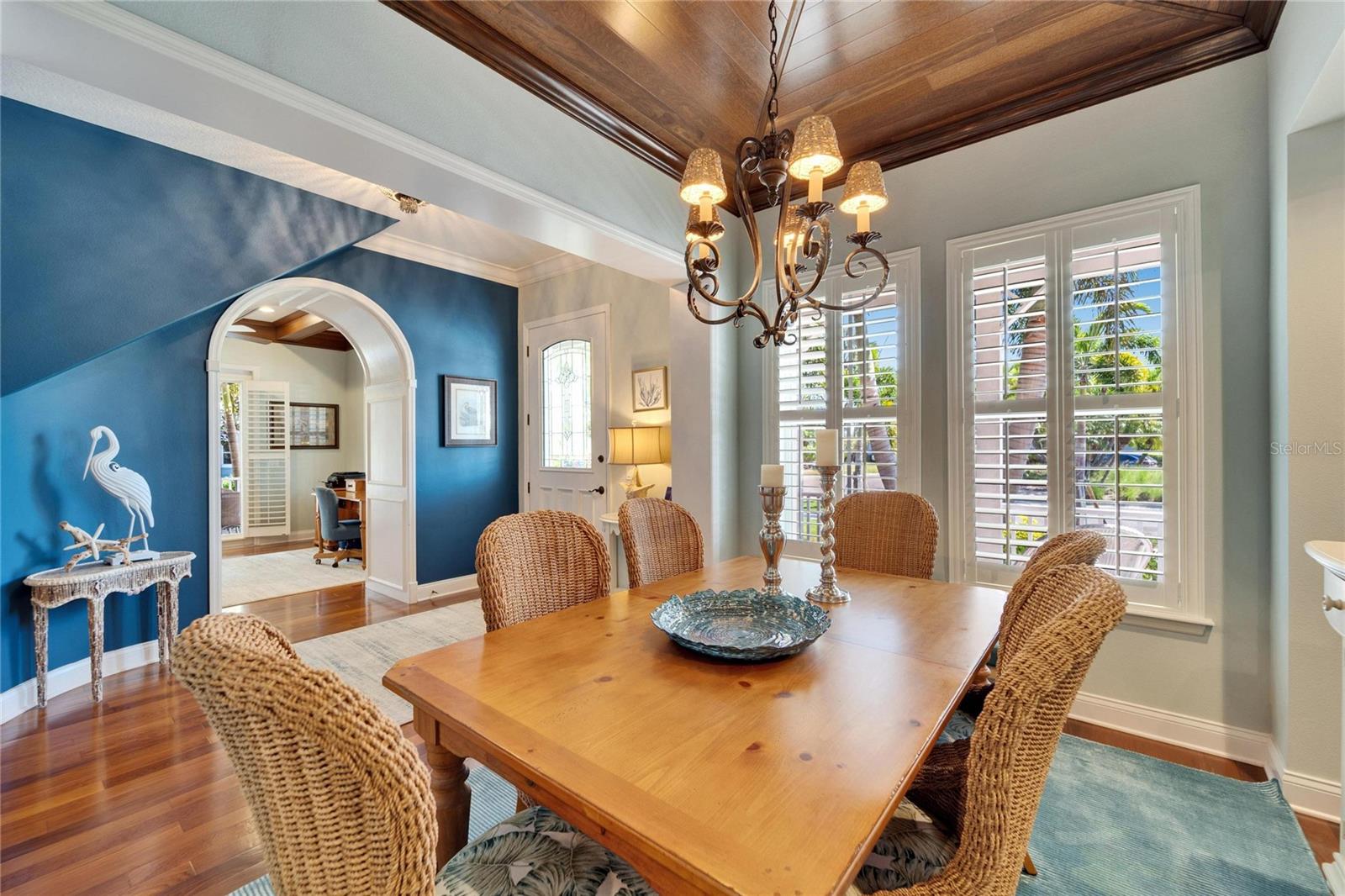 Image 29 of 100 For 5616 Seagrass Place