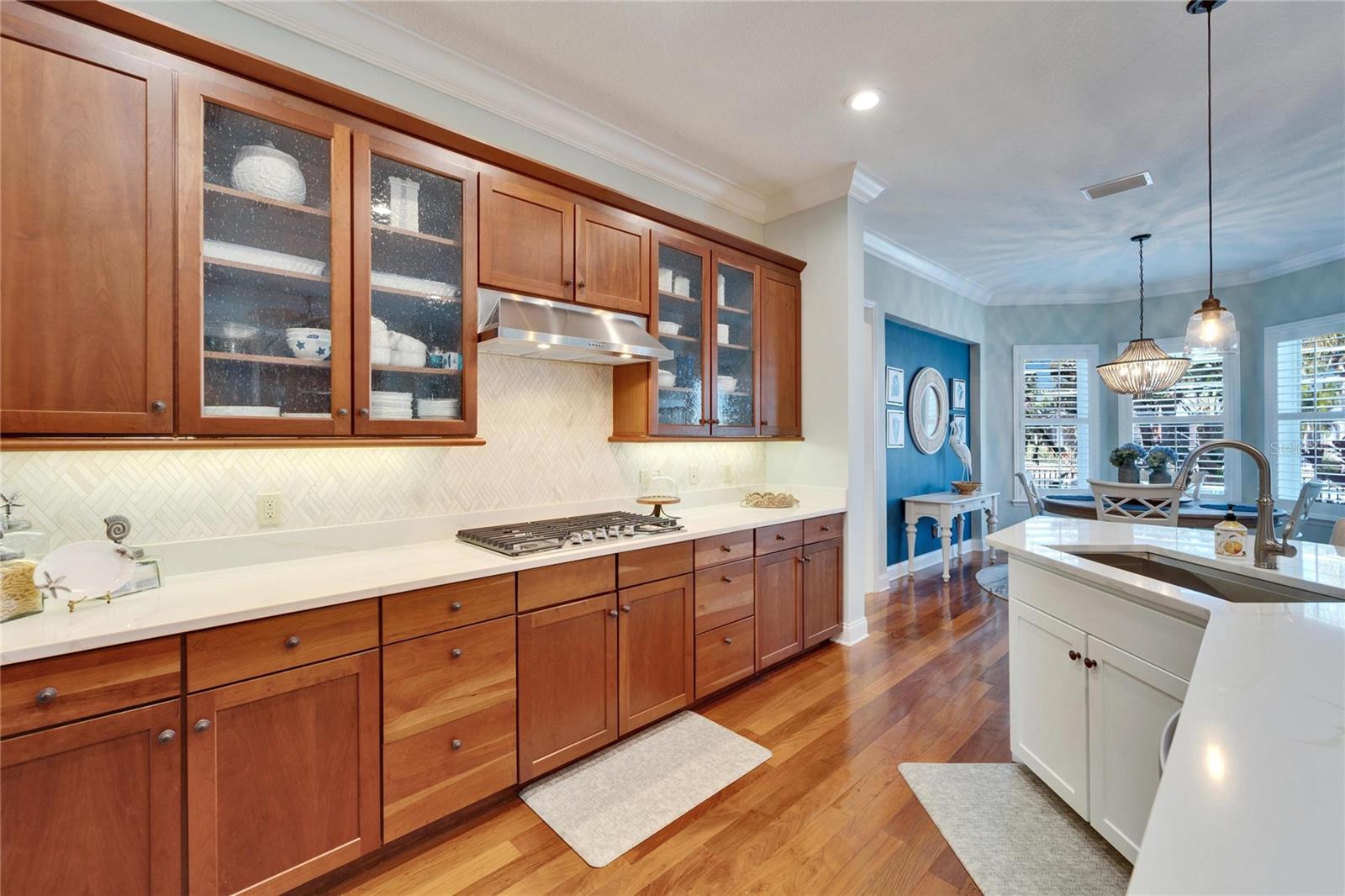 Image 43 of 100 For 5616 Seagrass Place