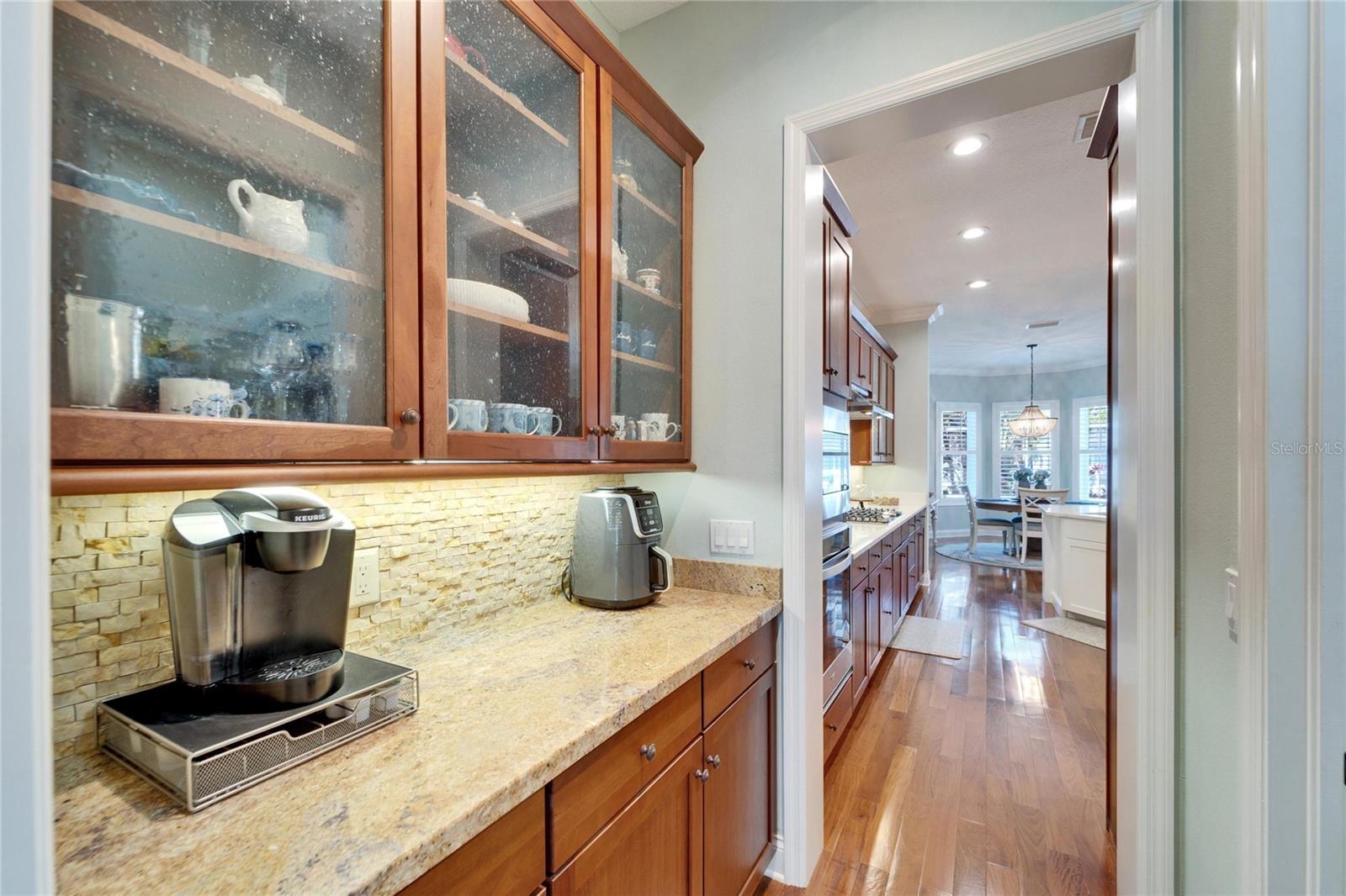 Image 47 of 100 For 5616 Seagrass Place