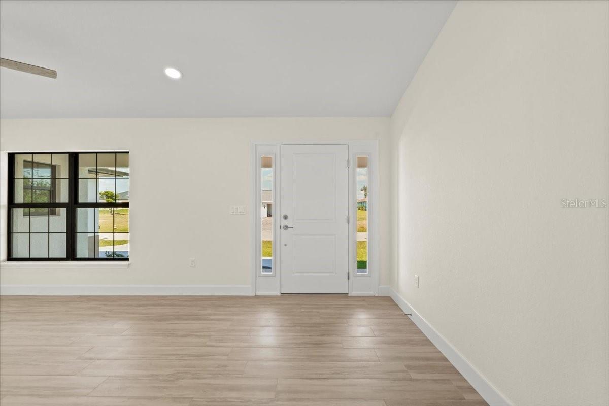 Image 10 of 51 For 7235 Peacock Lane