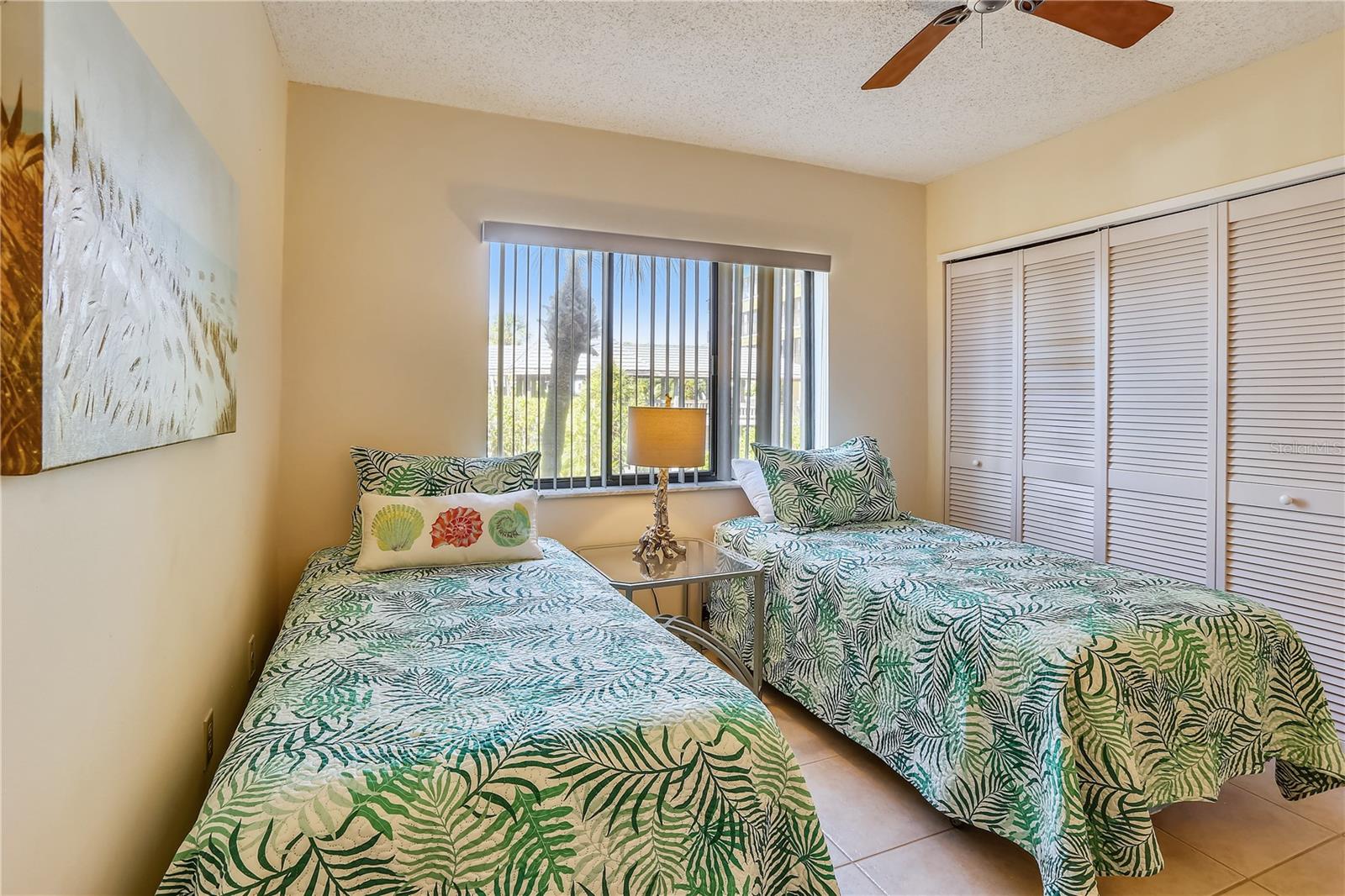 Image 16 of 25 For 7564 Bayshore Drive 207