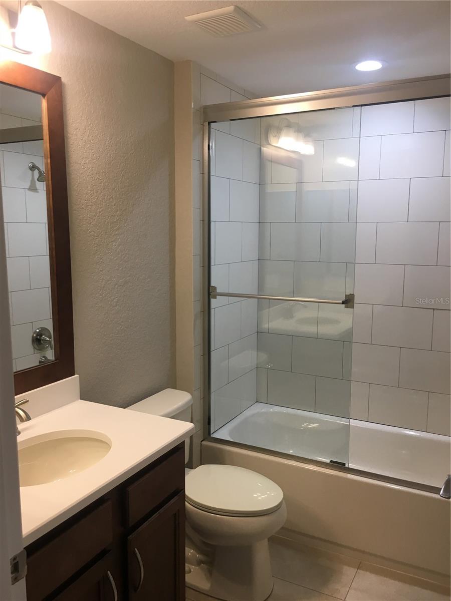 Listing photo id 10 for 1214 Godavari Way