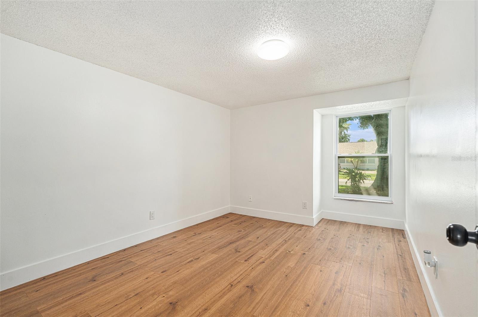 Image 14 of 18 For 16147 Sagebrush Road