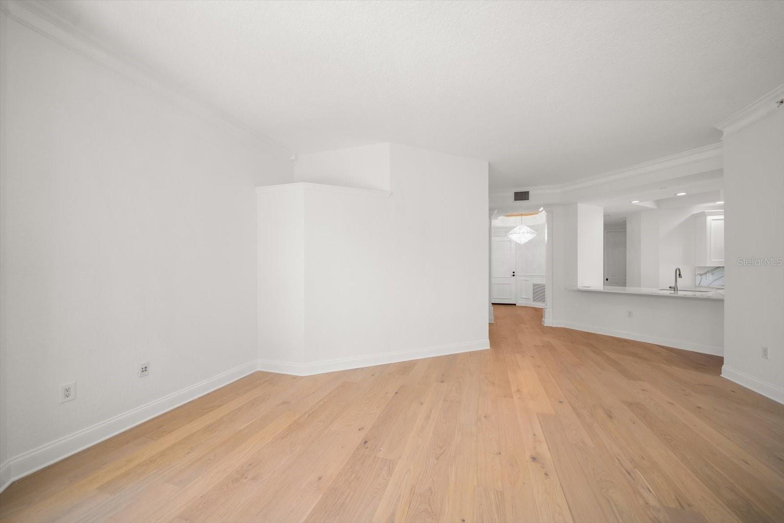 Listing photo id 20 for 11 San Marco Street 307