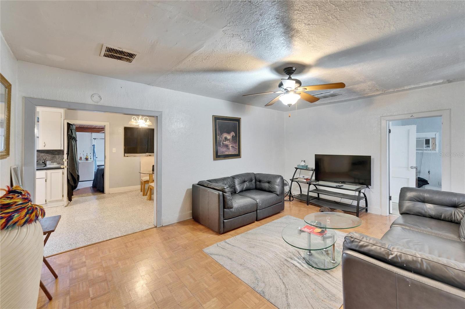 Image 11 of 40 For 2606 Boulevard