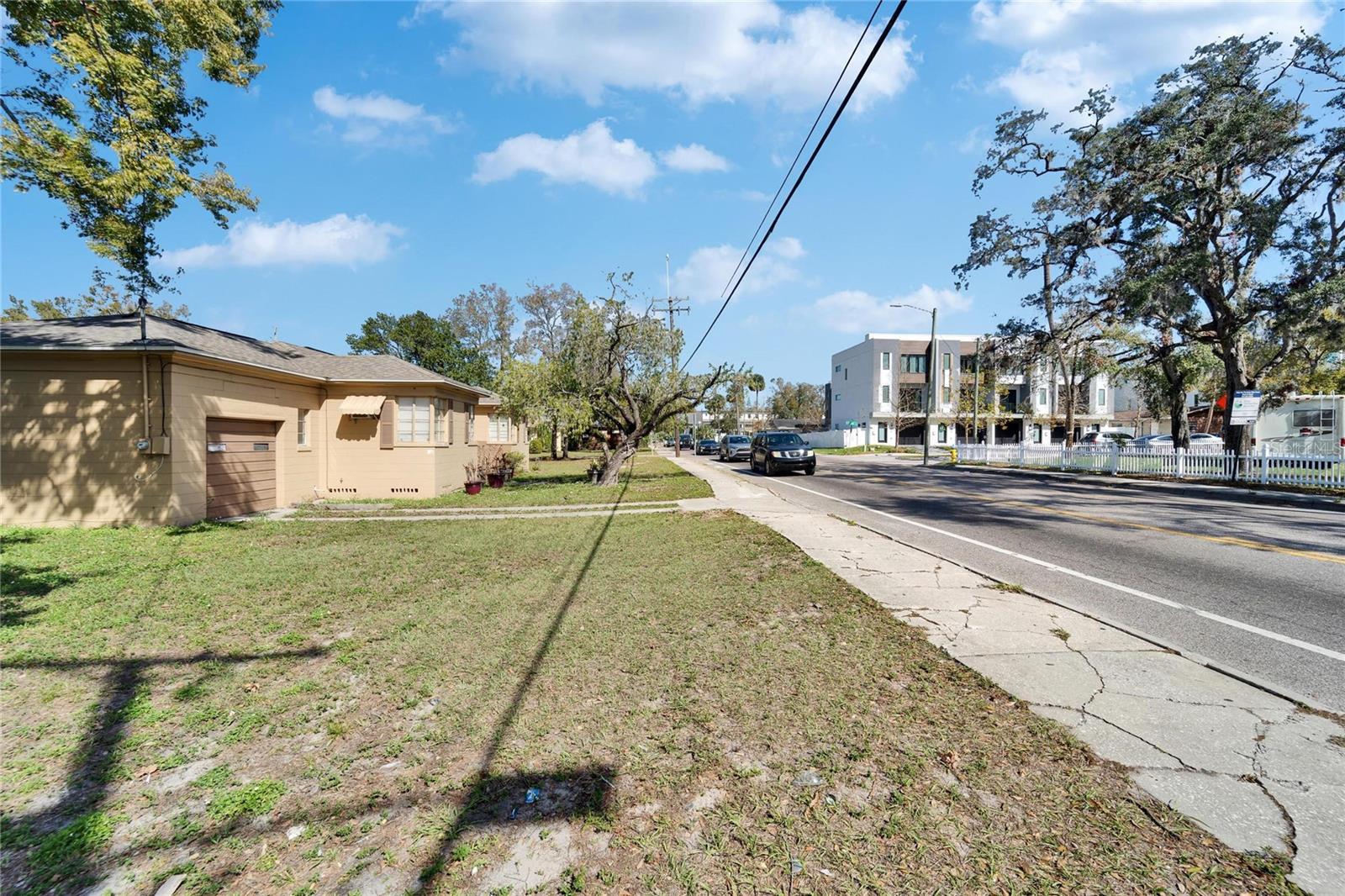 Image 8 of 40 For 2606 Boulevard