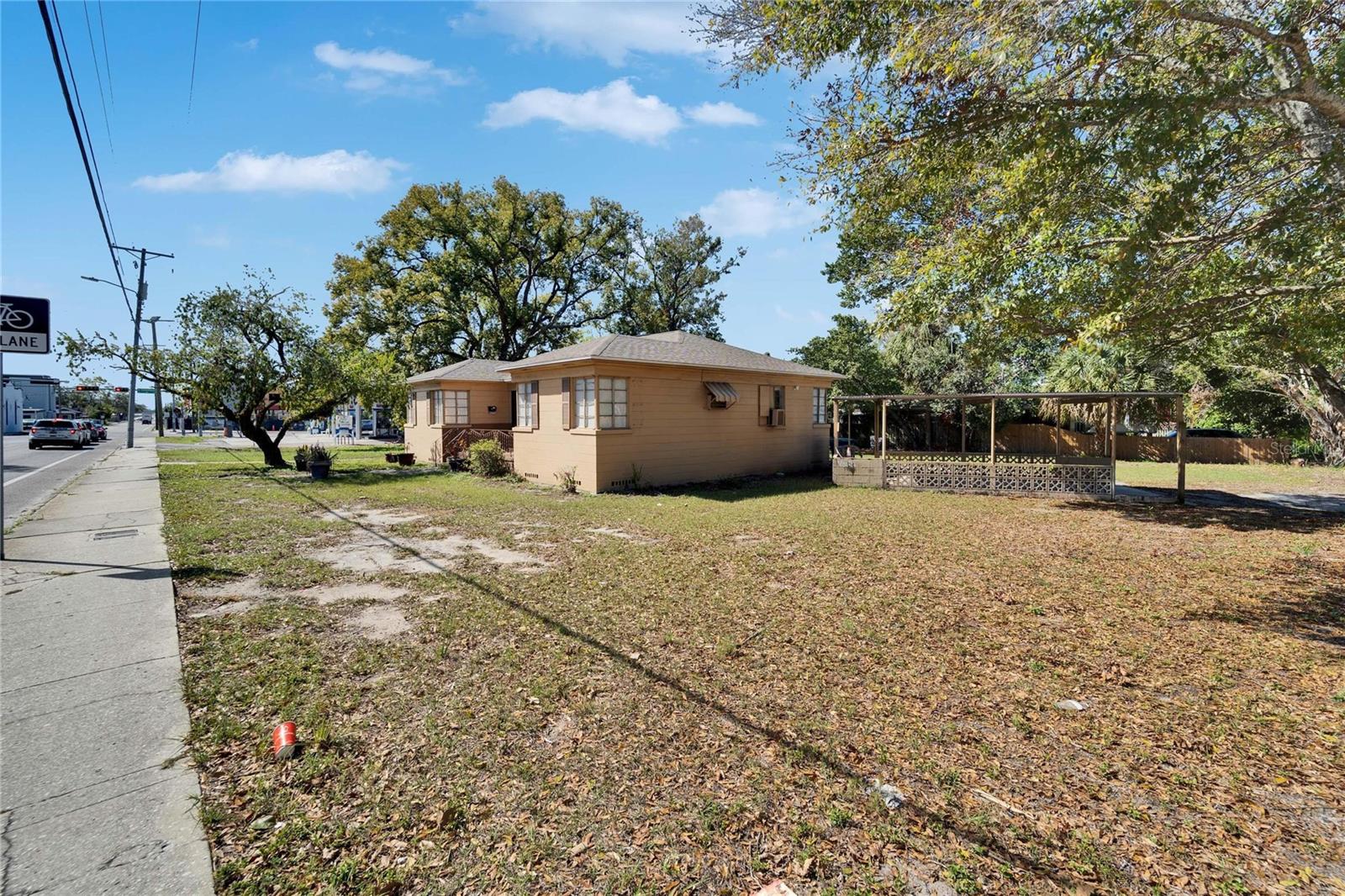 Image 9 of 40 For 2606 Boulevard
