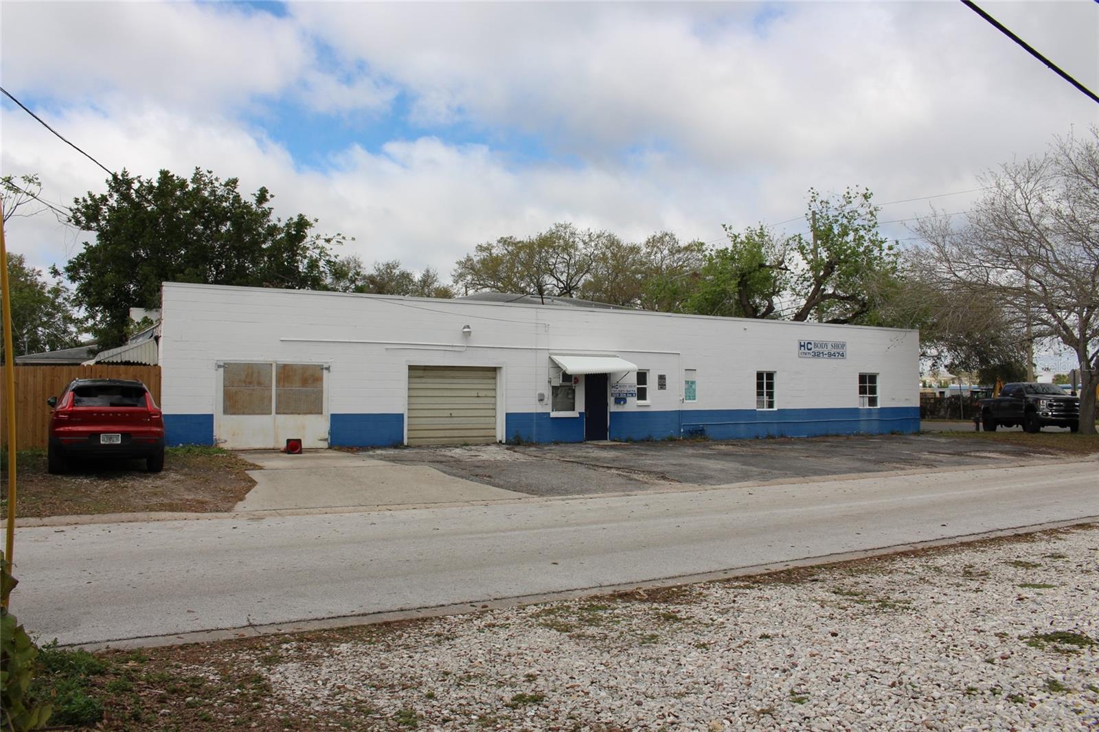 Image 2 of 3 For 2500 20th Avenue N