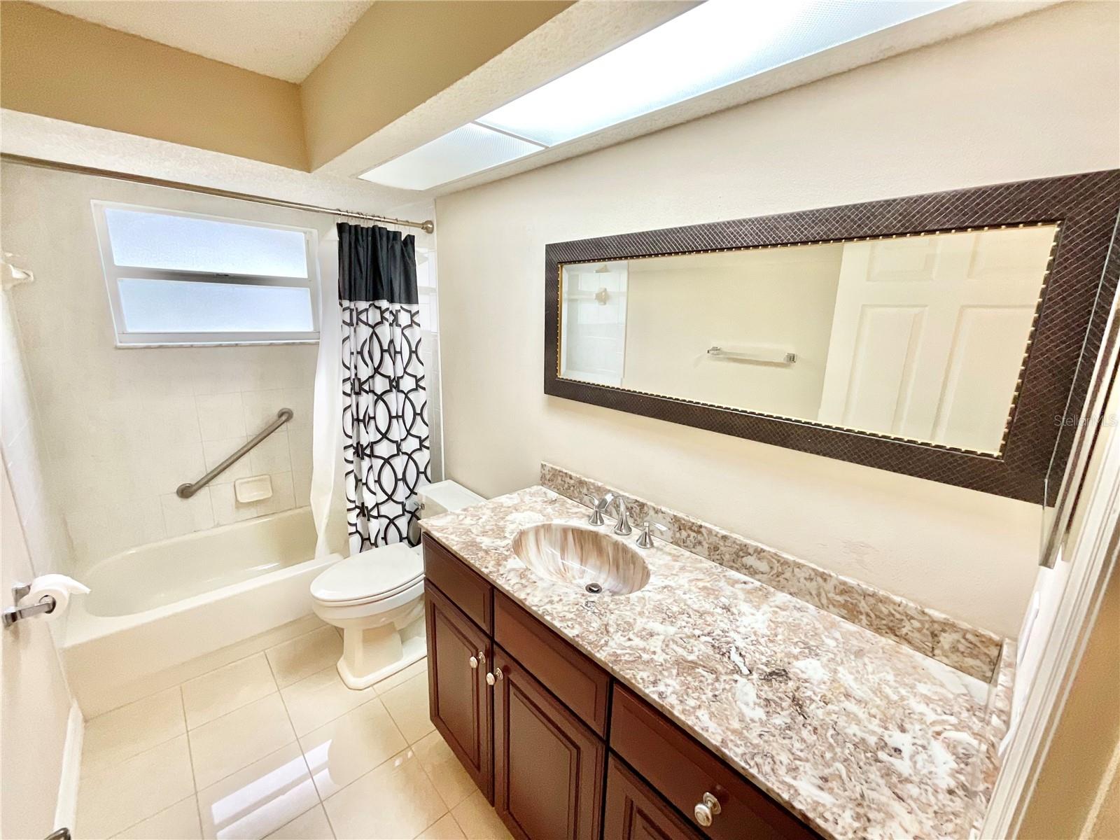 Listing photo id 28 for 7525 Mengi Circle