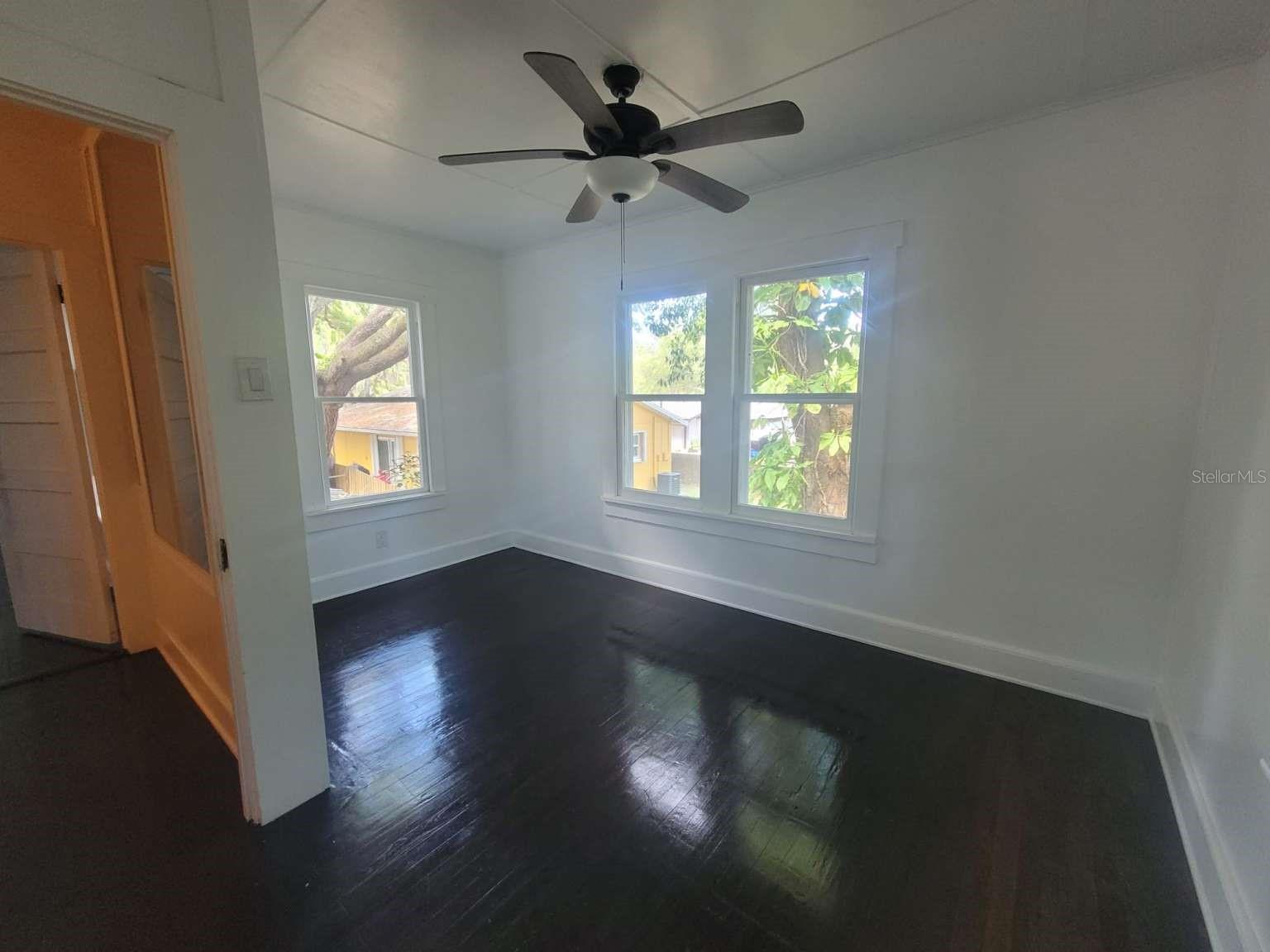Image 15 of 24 For 5121 40th Avenue N