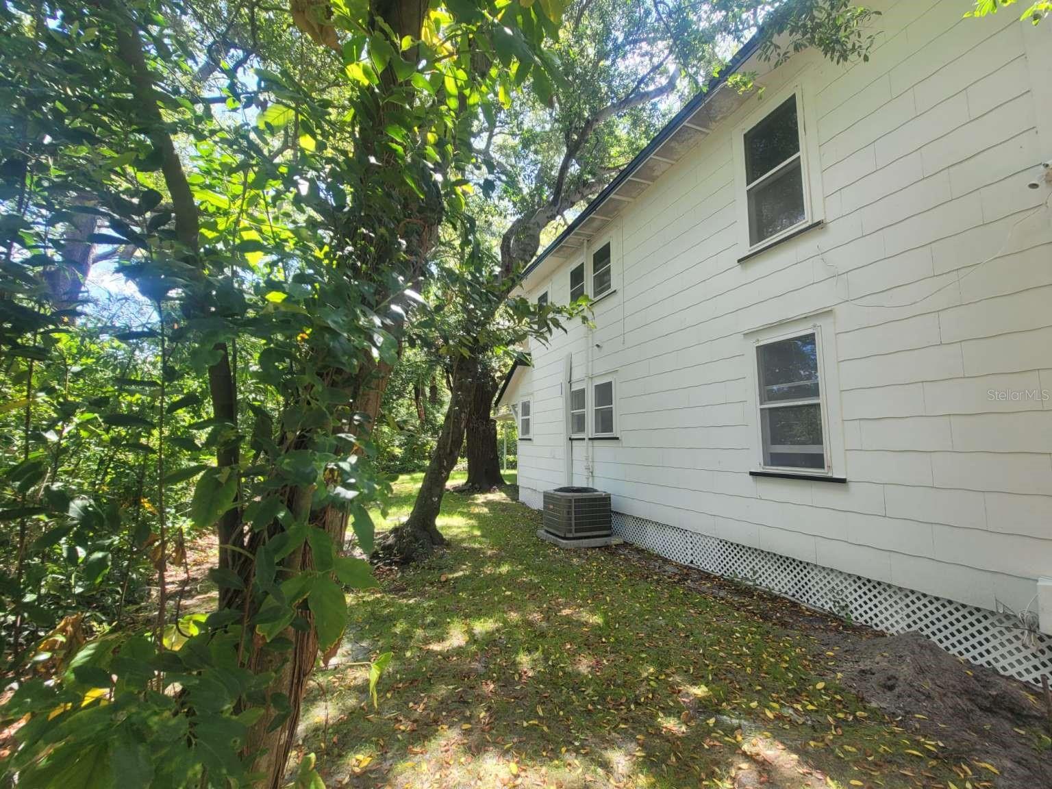 Image 7 of 24 For 5121 40th Avenue N