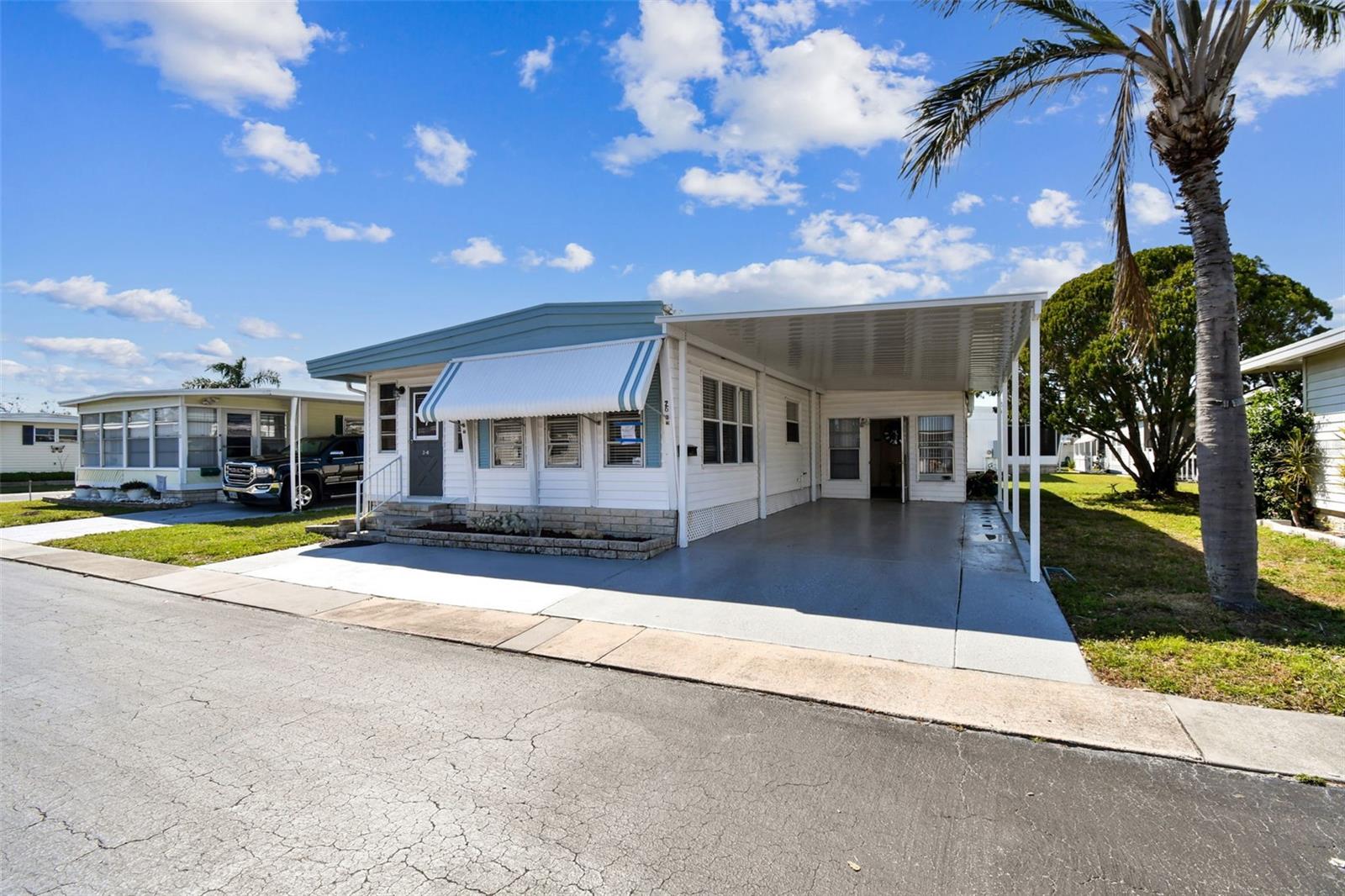 Image 3 of 74 For 12651 Seminole Boulevard 2o