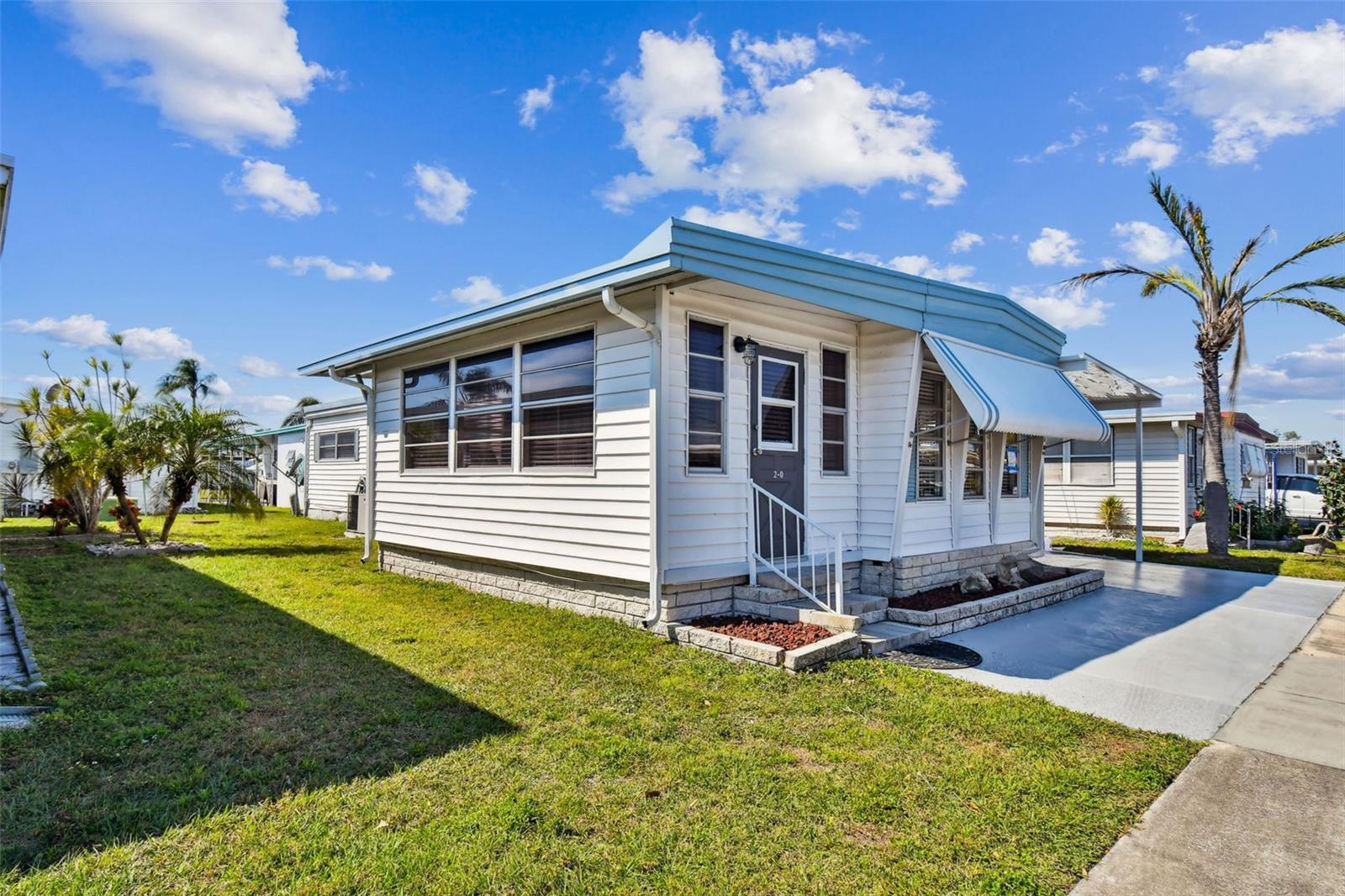 Image 4 of 74 For 12651 Seminole Boulevard 2o