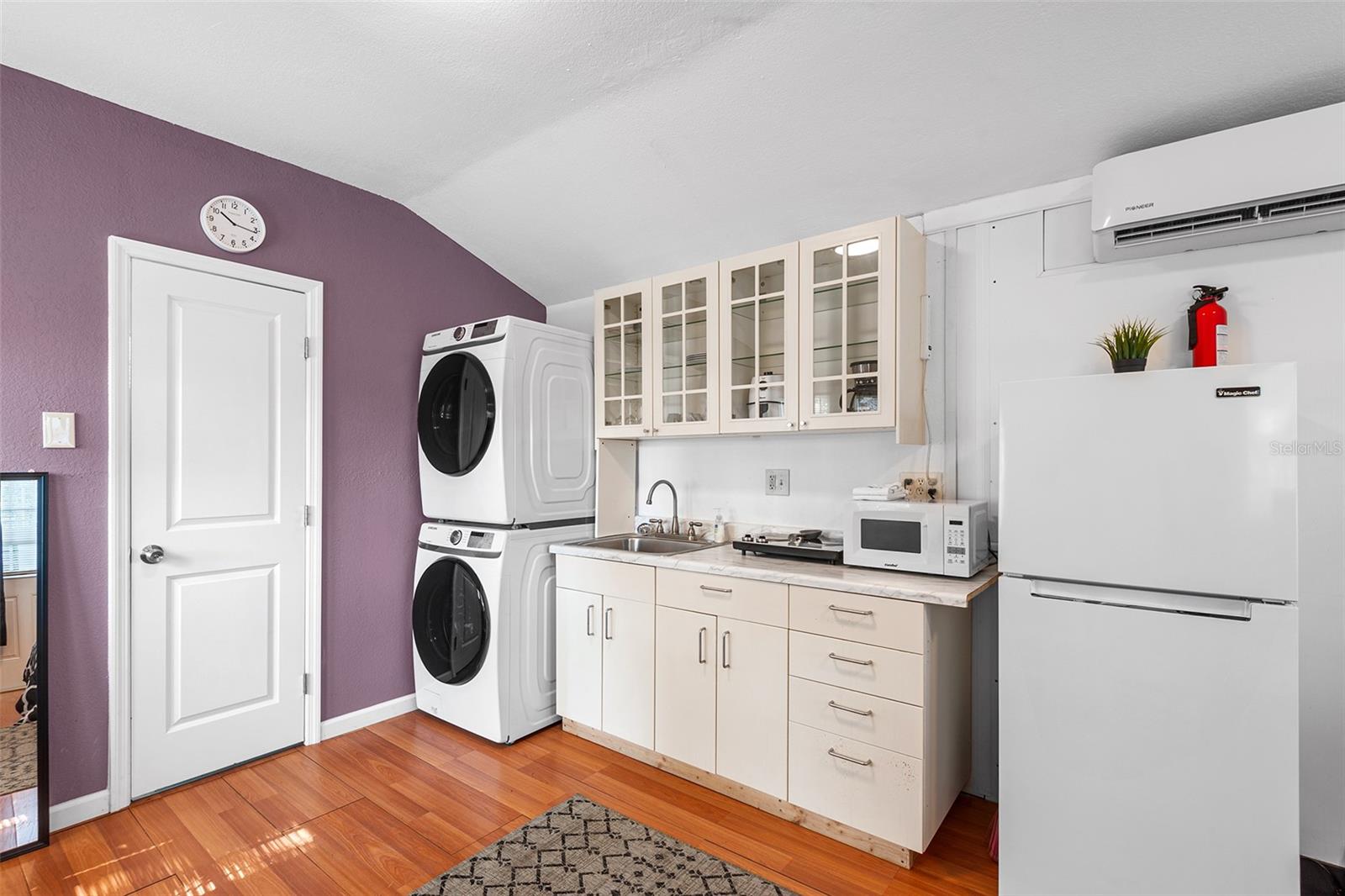 Image 30 of 35 For 810 22nd Street N