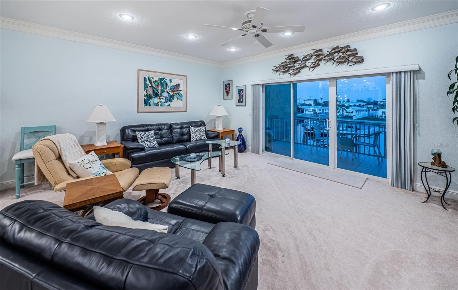 Image 6 of 46 For 11595 Gulf Boulevard 106