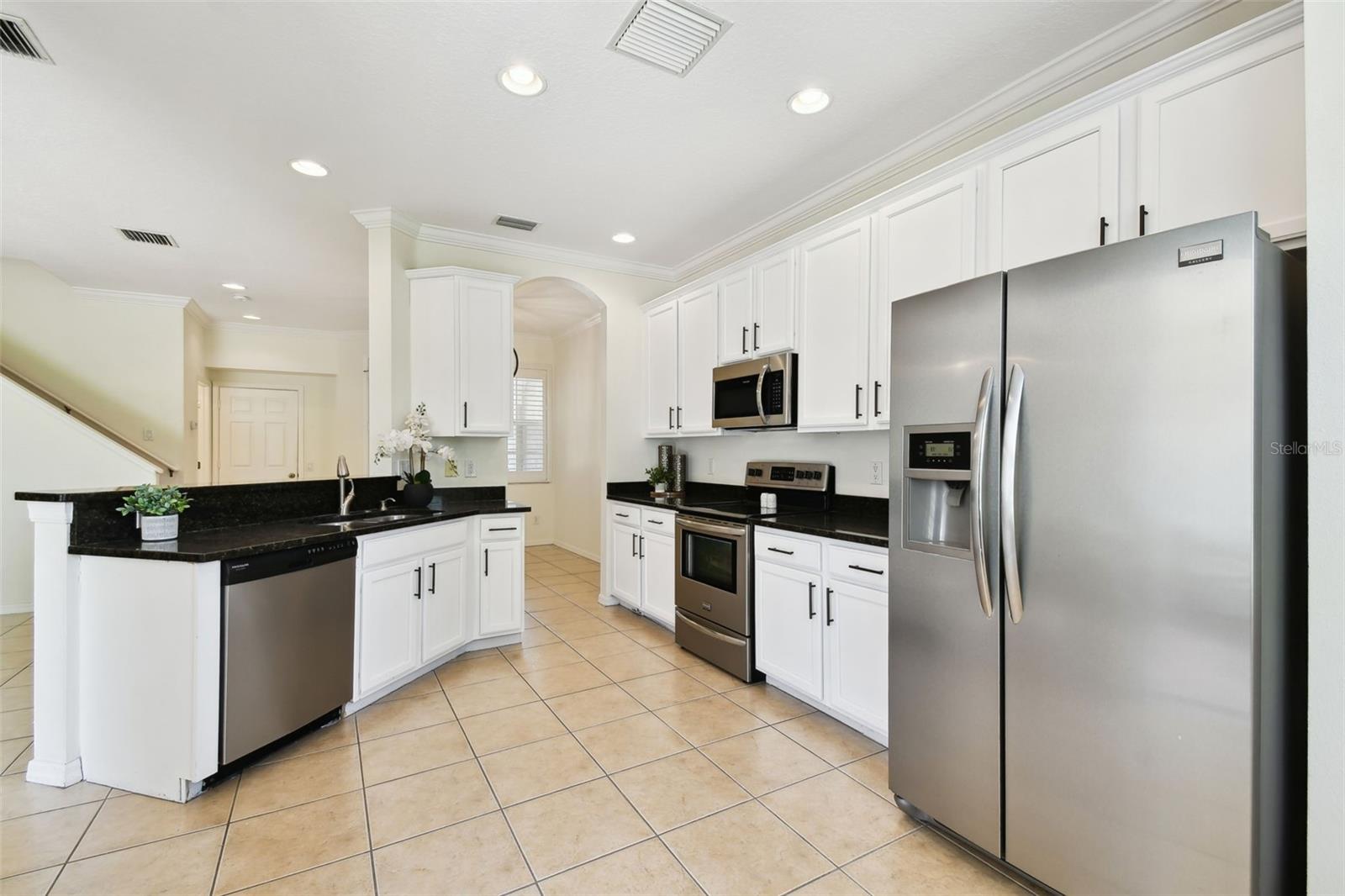 Image 2 of 71 For 14542 Mirabelle Vista Circle