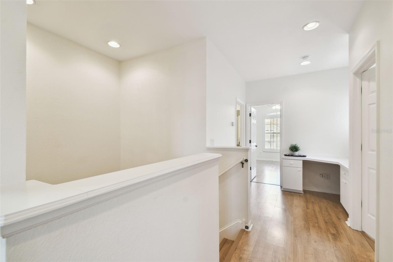Image 26 of 71 For 14542 Mirabelle Vista Circle