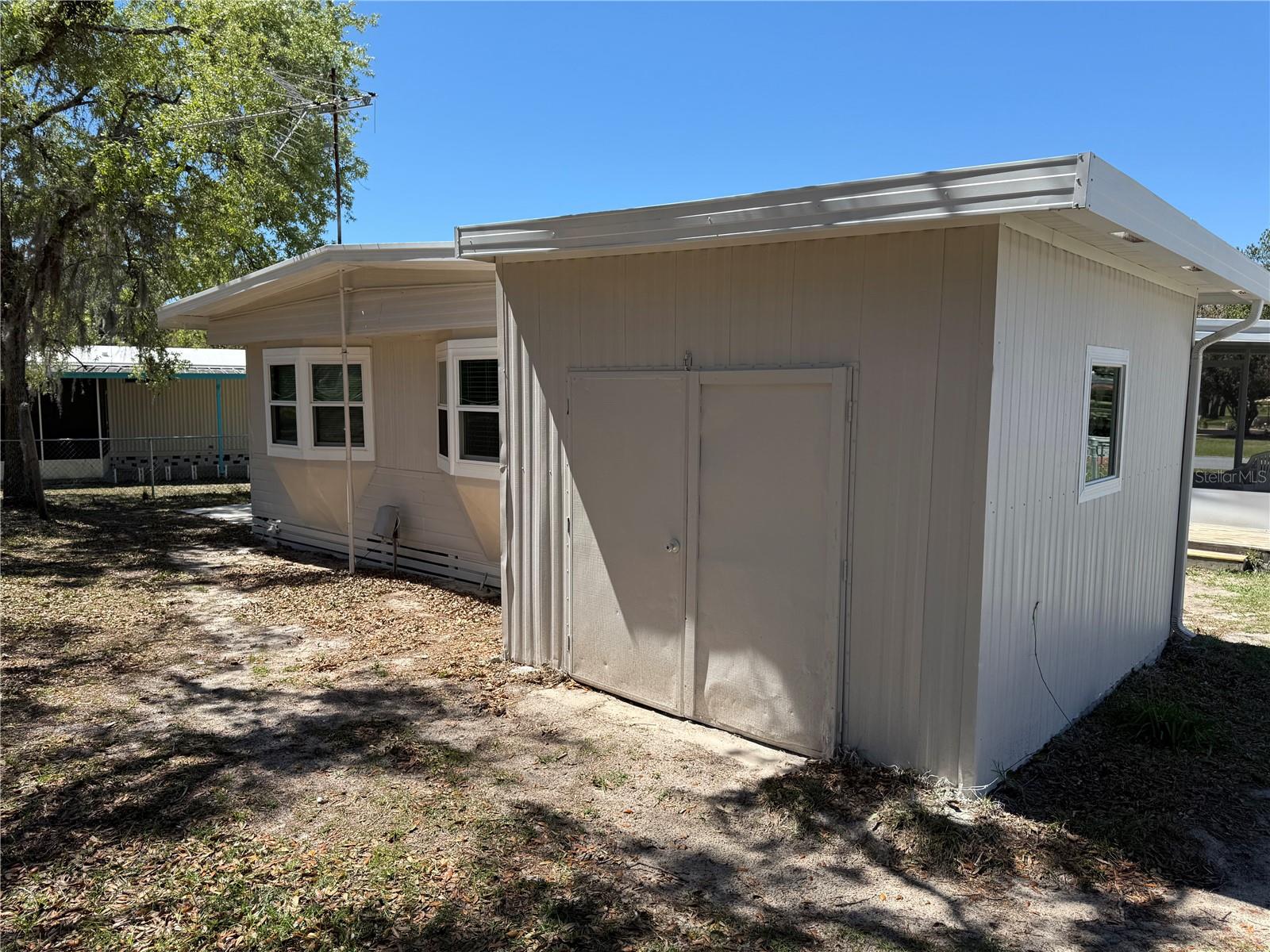 Image 13 of 22 For 12124 Thornridge Street