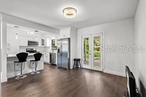 Listing photo id 8 for 2710 Osborne Avenue 1