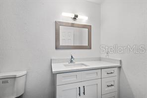 Listing photo id 14 for 2710 Osborne Avenue 1