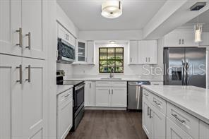 Listing photo id 0 for 2710 Osborne Avenue 1