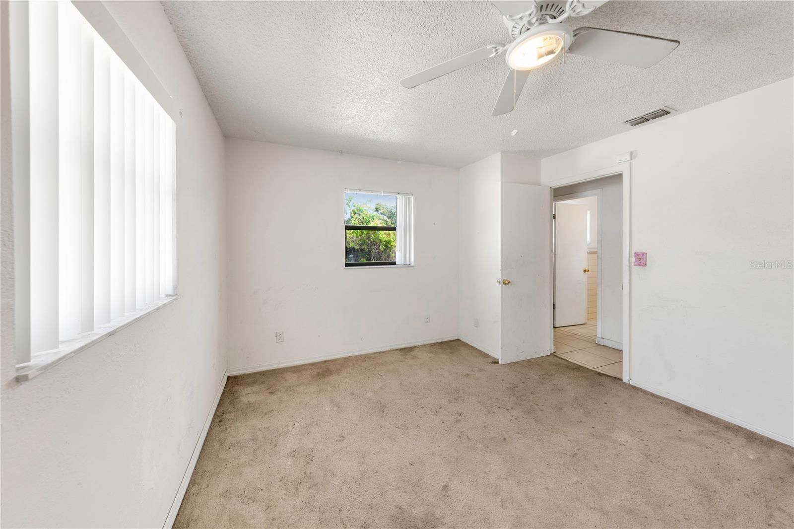Image 20 of 26 For 1137 54th Avenue S