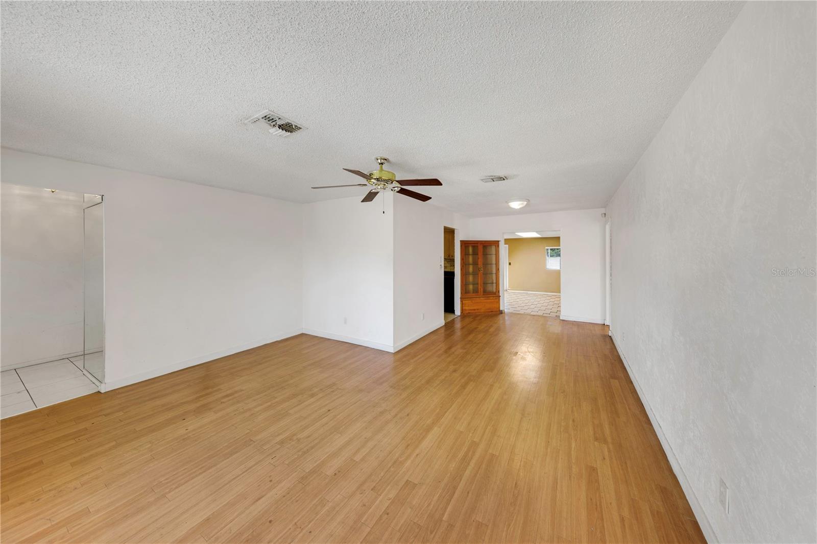 Image 3 of 26 For 1137 54th Avenue S