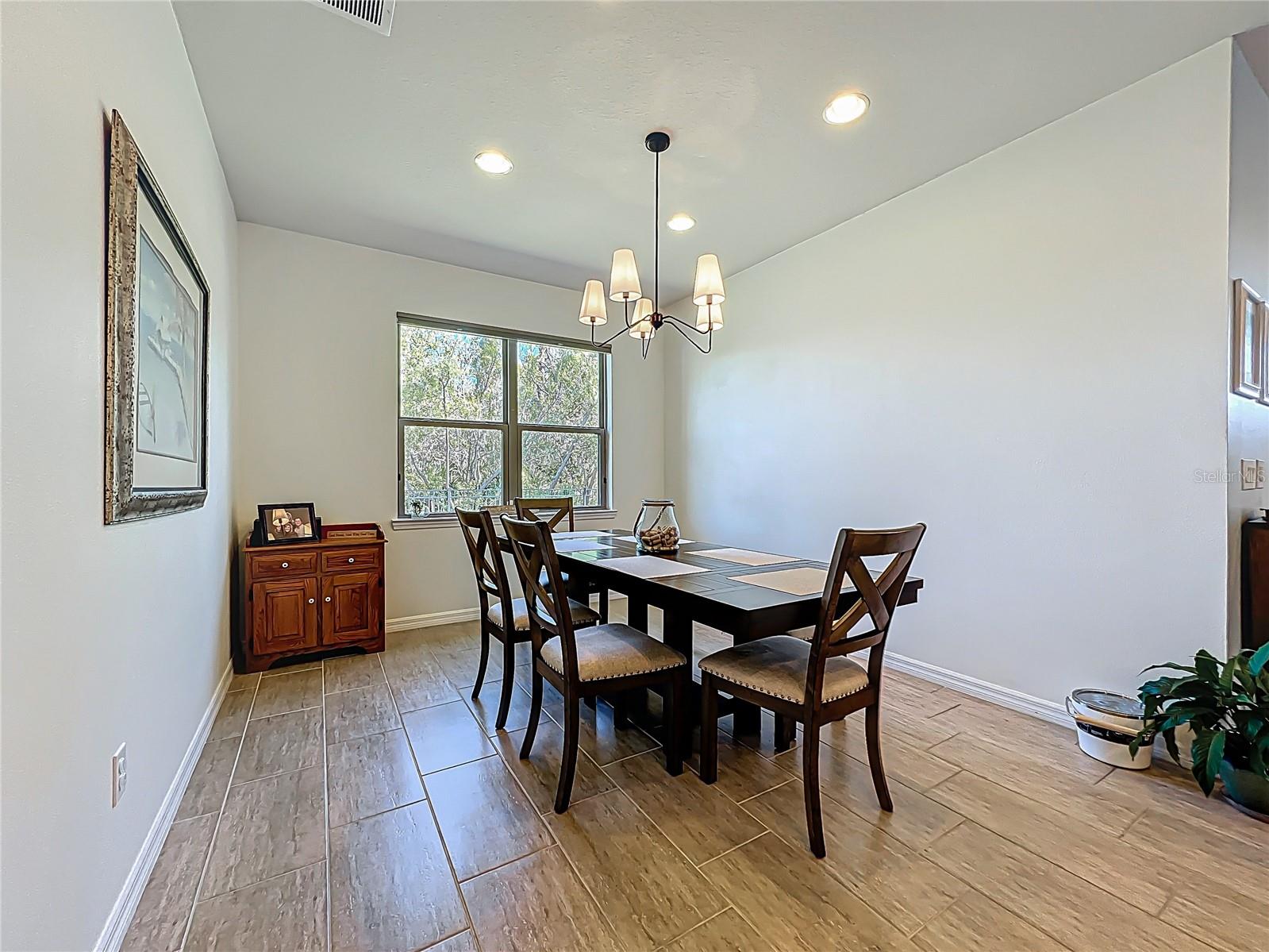 Image 76 of 96 For 5016 Bella Armonia Circle
