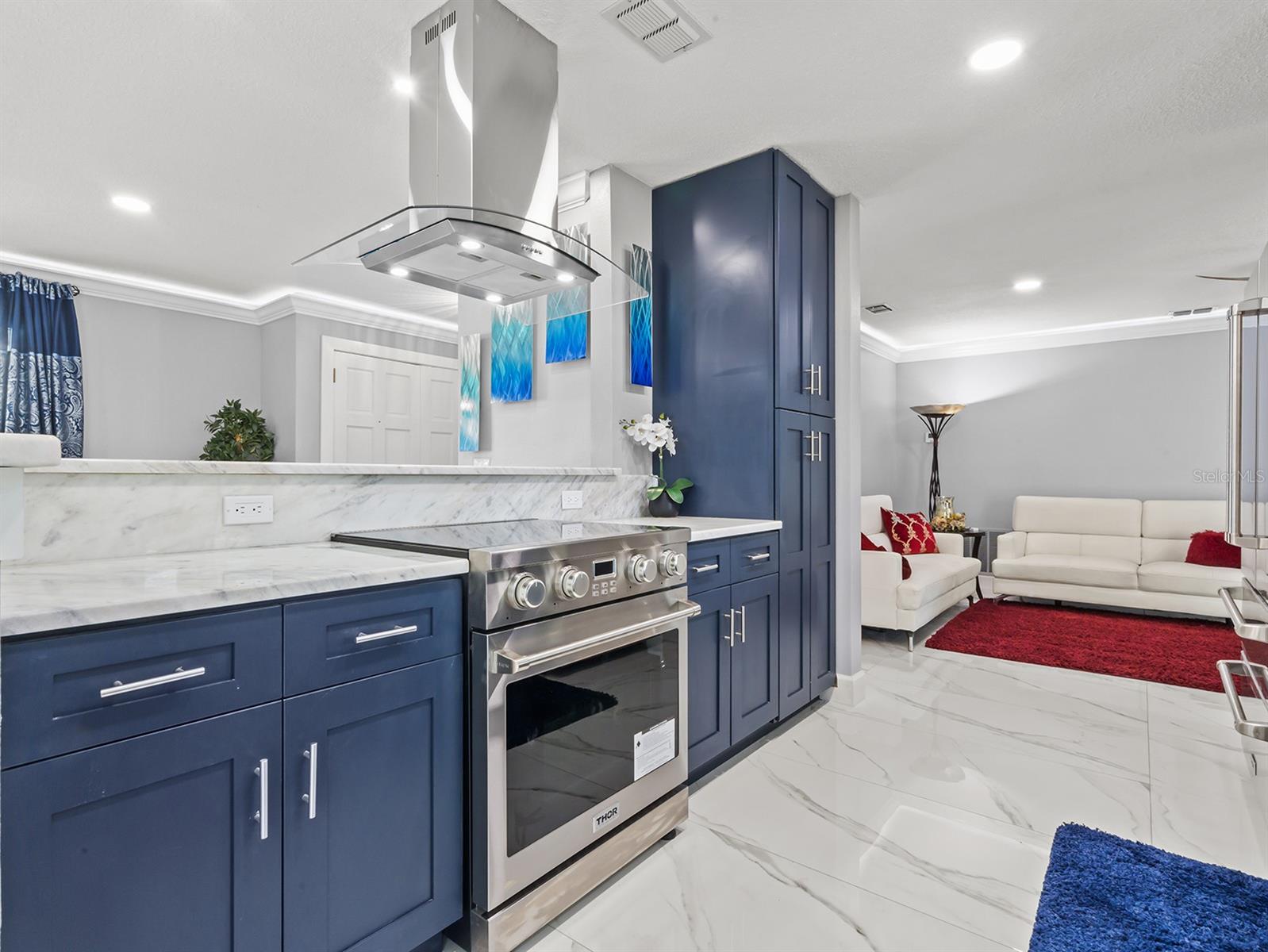 Image 2 of 23 For 226 Selkirk Way