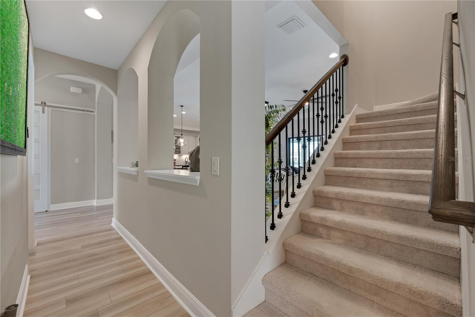 Listing photo id 32 for 14522 Woodland Spur Drive