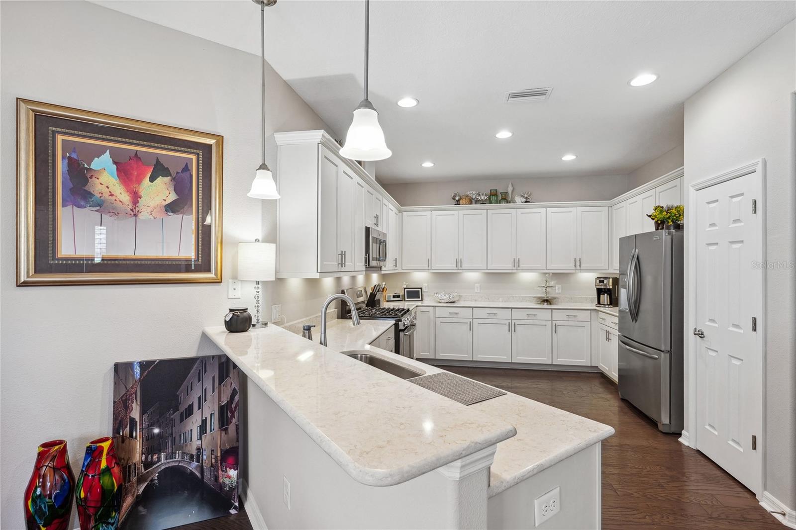 Image 18 of 38 For 1467 Twin Villas Way
