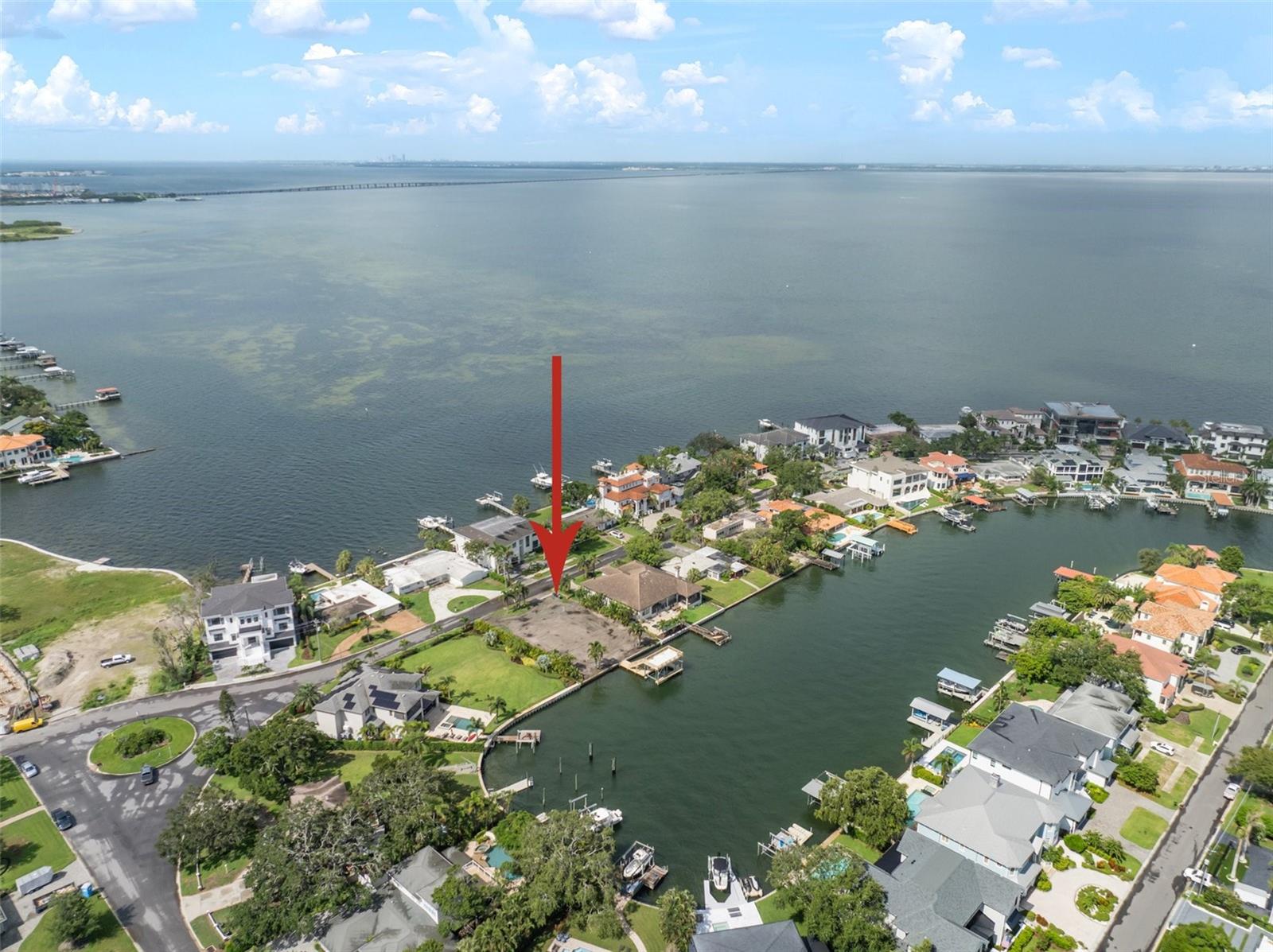 Listing photo id 20 for 5105 Longfellow Avenue