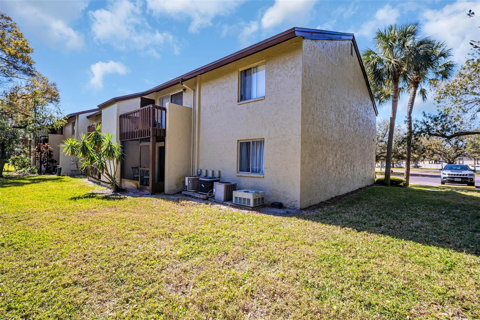 Listing photo id 21 for 4215 Bay Drive 1701c