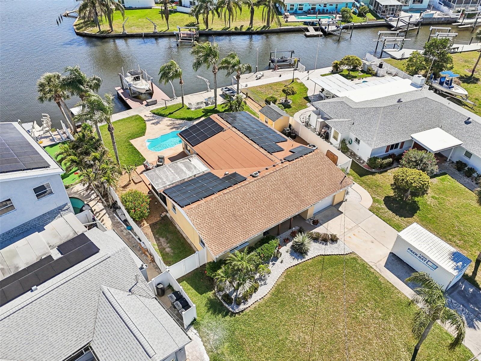 Listing photo id 51 for 4912 Bay Park Drive